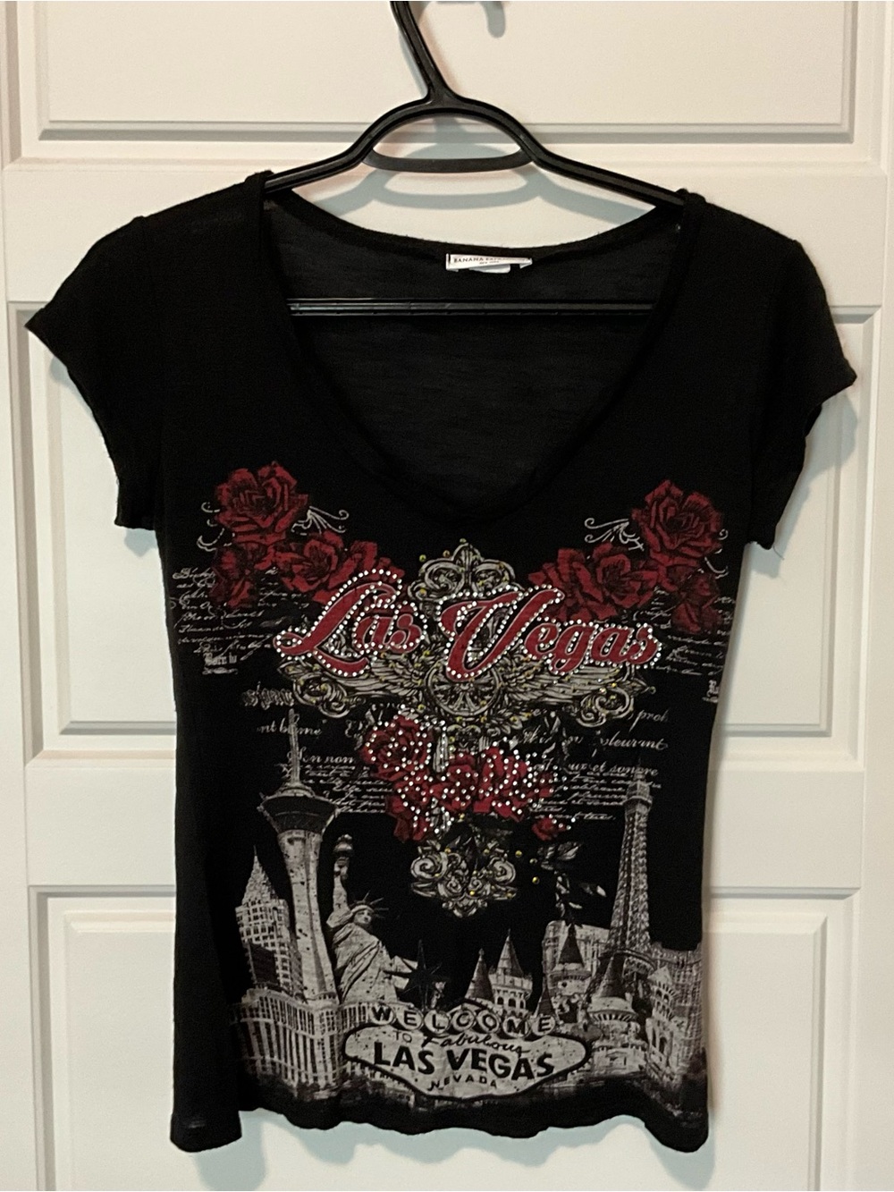 Las Vegas Graphic V‑Neck Tee with Red Rose Accents - Small